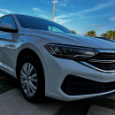 Volkswagen JETTA Lateral derecho 1